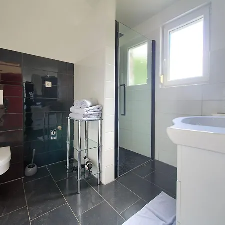 Vilă Residencia La Piccola *